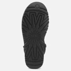 UGG Women's Classic Short II Sheepskin Boots - Black 9 UGG Women's Classic Short II Sheepskin Boots - Black -Vans Shoes Shop 11307489 1464718859709848