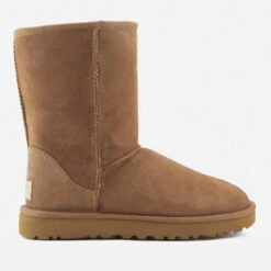 UGG Women's Classic Short II Sheepskin Boots - Chestnut