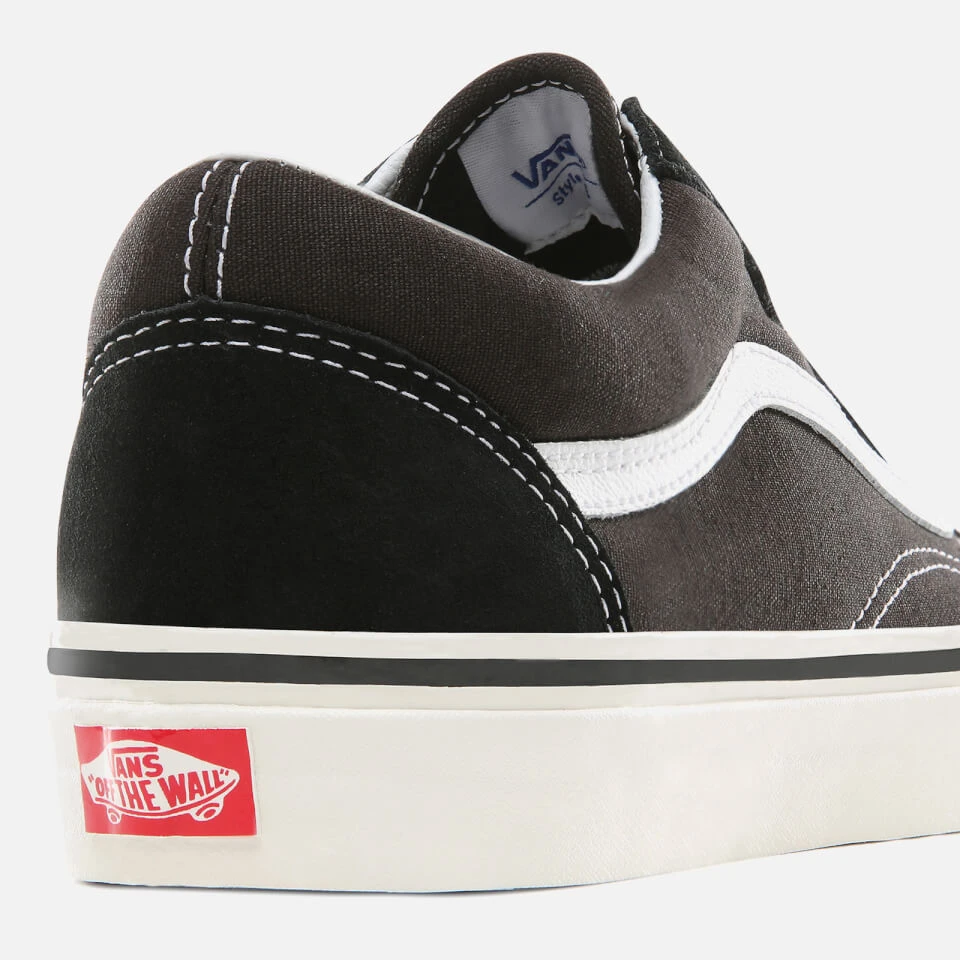 Vans Anaheim Old Skool 36 Dx Trainers - Black/True White 4 Vans Anaheim Old Skool 36 Dx Trainers - Black/True White - Image 4
