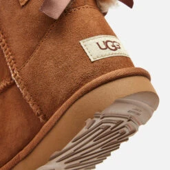 UGG Kids' Mini Bailey Bow Sheepskin Boots - Chestnut -Vans Shoes Shop 12614166 1054804157254251