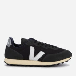 Veja Men's Rio Branco Mesh Running Style Trainers - Black/White/Oxford Grey