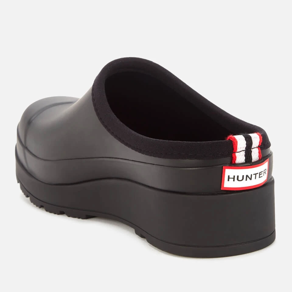 Hunter Women's Original Play Clogs - Black 2 Hunter Women's Original Play Clogs - Black - Image 2