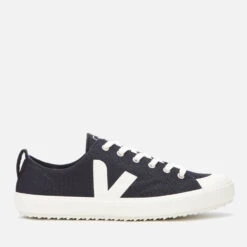 Veja Men's Nova Canvas Low Top Trainers - Black Pierre