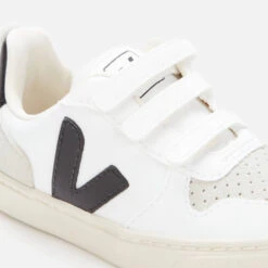 Veja Kids' V-10 Velcro Trainers - White Black 7 Veja Kids' V-10 Velcro Trainers - White Black -Vans Shoes Shop 12866917 1134904723748651