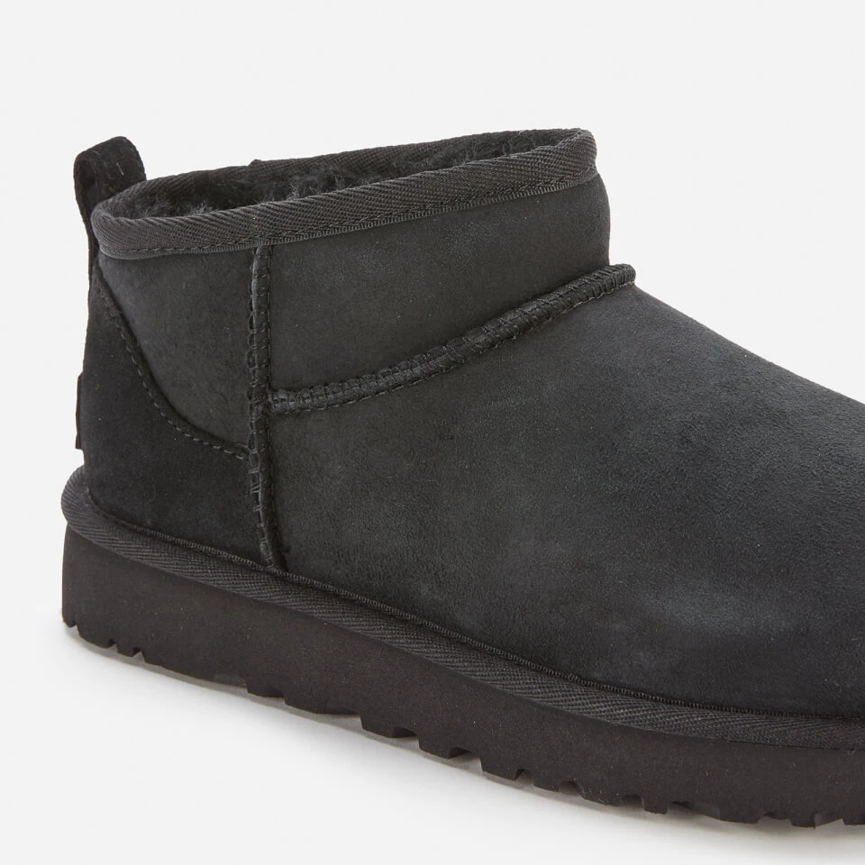 UGG Women's Classic Ultra Mini Sheepskin Boots - Black 4 UGG Women's Classic Ultra Mini Sheepskin Boots - Black - Image 4