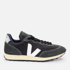 Veja Women's Rio Branco Mesh Running Style Trainers - Black/White/Oxford Grey