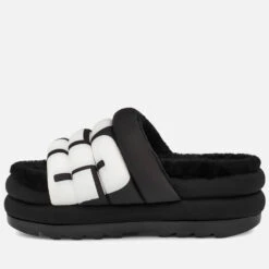 UGG Women's Puft Logo Slide Sandals - Black 6 UGG Women's Puft Logo Slide Sandals - Black -Vans Shoes Shop 13491267 6544936302221457